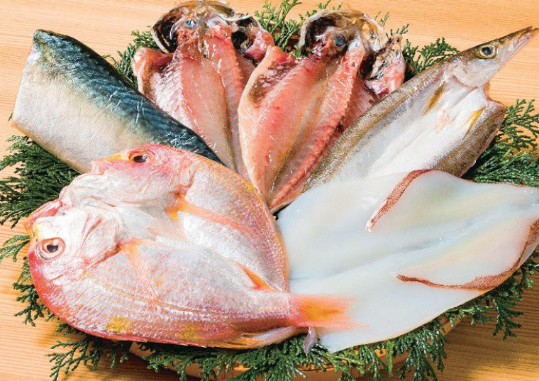 「低温熟成干物５種セット　５種６枚」の画像