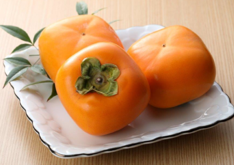 「［予約］新潟県産　おけさ柿　約３ｋｇ（１２～１４玉）」の商品画像